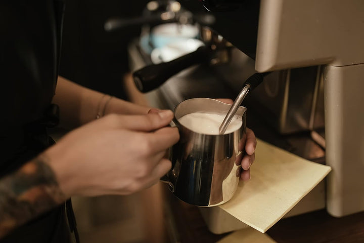 Motta 0901/08 Milchkännchen Europa aus Edelstahl, 1000 ml 33.8-Floz Edelstahl, 33.8-Floz Edelstahl