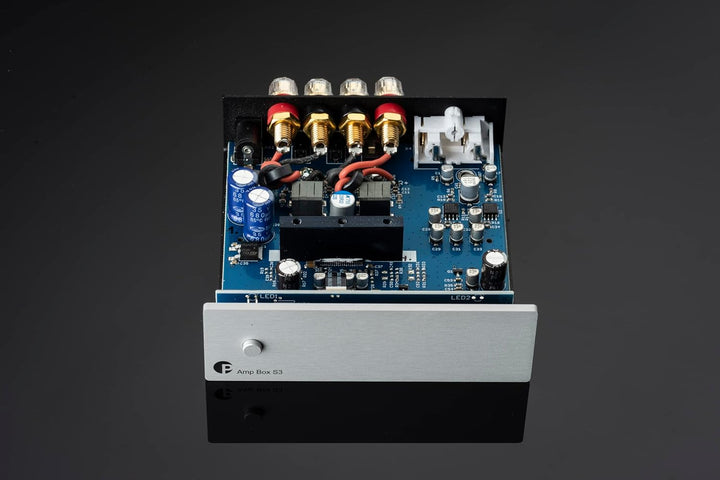 Pro-Ject Amp Box S3, Mikro-audiophiler Stereo-Endverstärker mit 2 x 50 W, Triggeranschluss, Silber