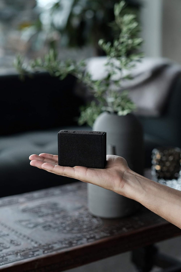 Urbanista Sydney Kabelloser Taschenlautsprecher Bluetooth 5.0, 5 Stunden Spielzeit, spritzwassergesc