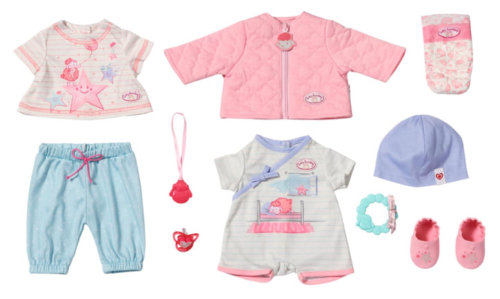 Baby Annabell Combi Set mit Strampler, T-Shirt, Hose und Jacke im Aufbewahrungskoffer, für 43 cm Pup