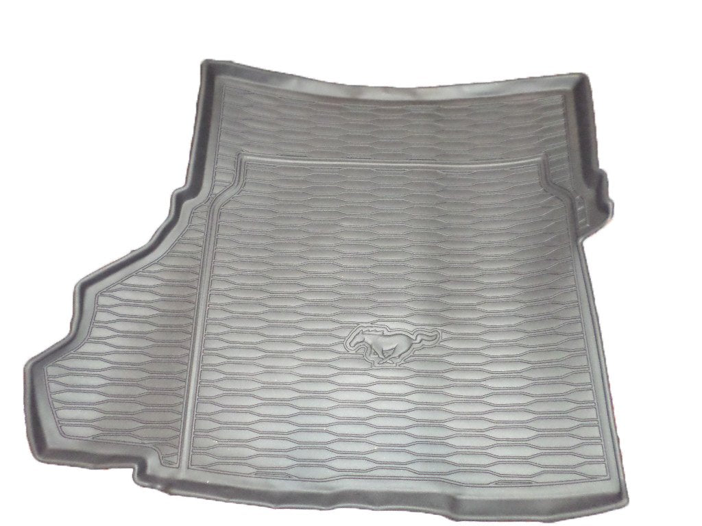 Ford Original Mustang 2015-Aktuell Gepäckraumwanne für Fahrzeuge mit werkseitig verbautem Subwoofer,
