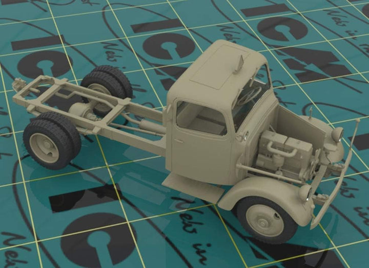 ICM 35420 Modellbausatz Typ L3000S, WWII German Truck, Schwarz, Extra gross