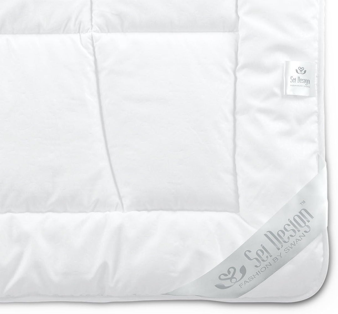 Sei Design® Premium Bettdecke 220x200 mit weichstem Mikrofaserbezug und hochwertiger Steppung ERGO.