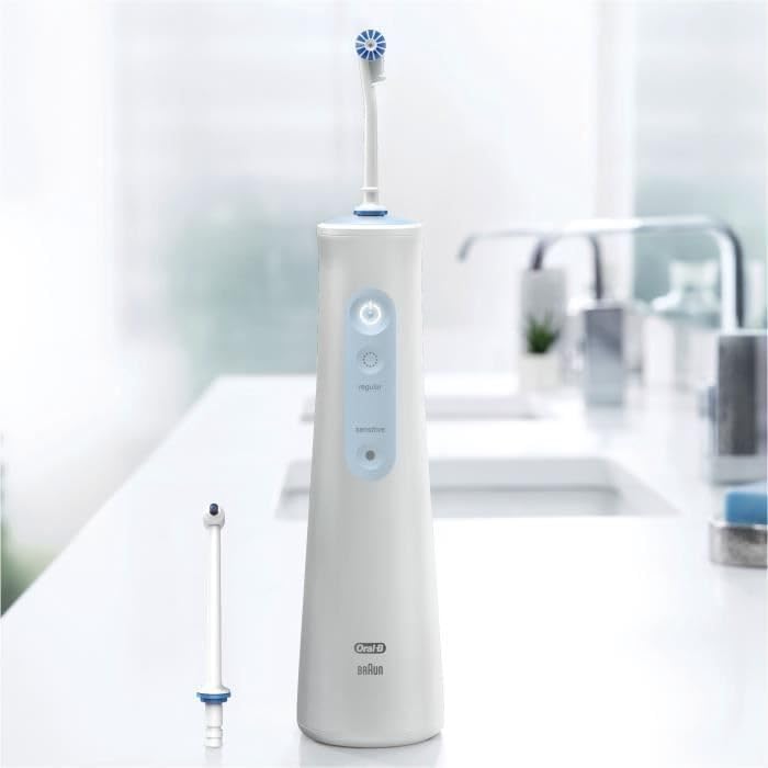 Oral-B AquaCare 4 Kabellose Munddusche, Zahnzwischenraumreiniger für sanfte Zahnreinigung & gesünder