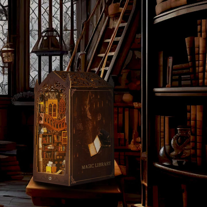 DIY Book Nook Kit, Puppenhäuser Miniatur Haus Kit mit Staubschutzhülle LED-Licht 3D Puzzle Aus Holz