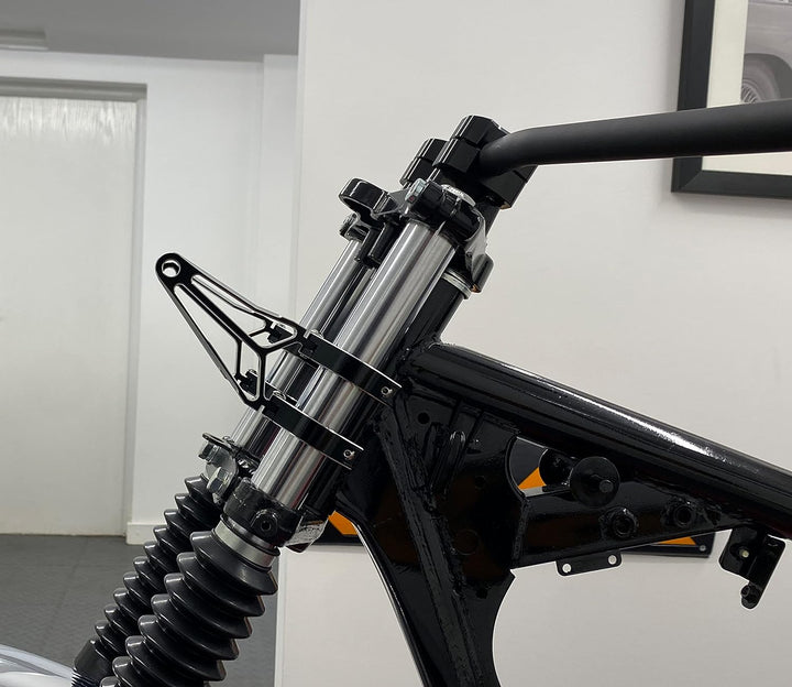 Gabel Montiert Motorrad Scheinwerfer-Halter 40mm - 41mm Razor Stil Hochwertig CNC Bearbeitet Alumini