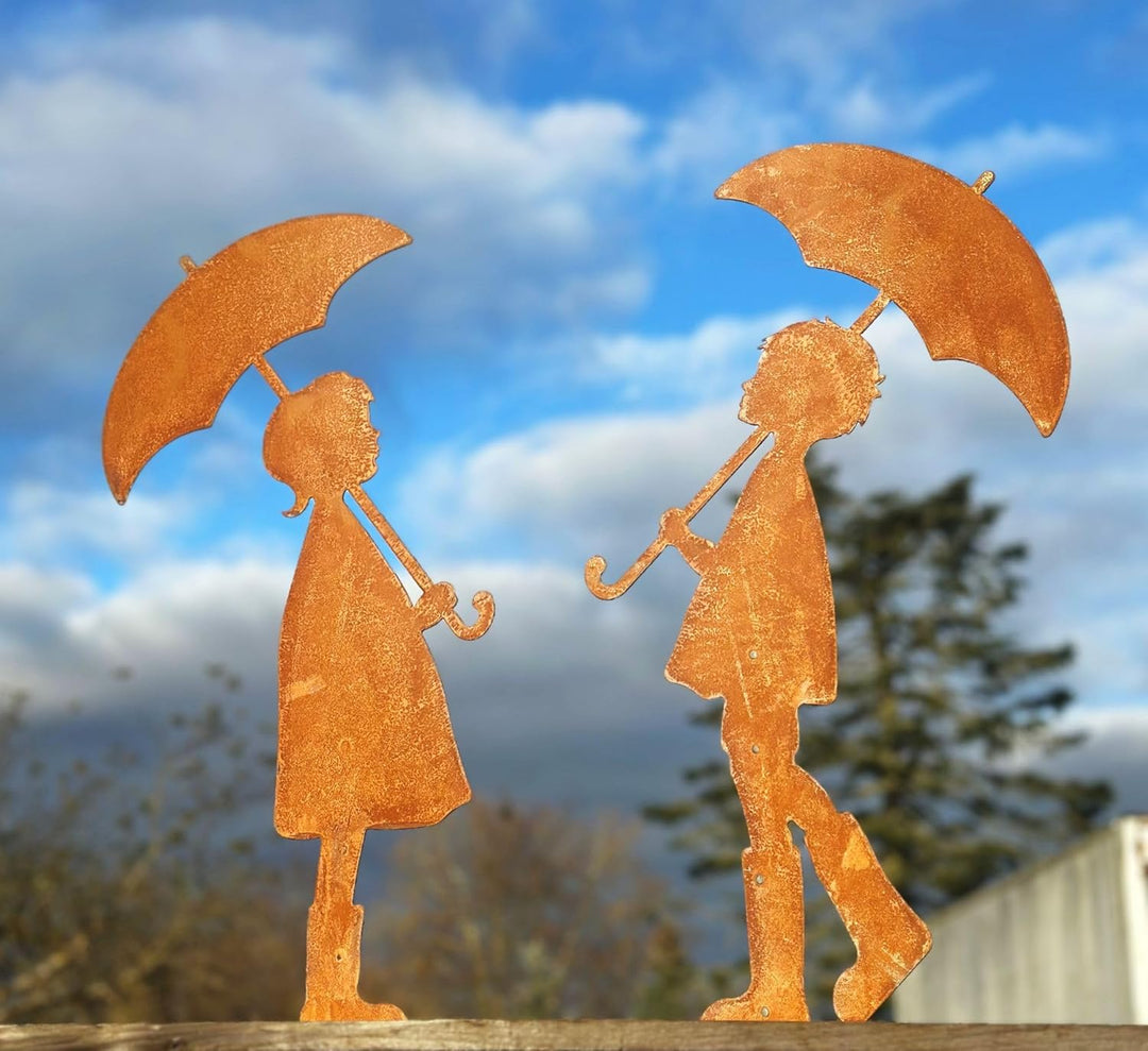 Gartenfigur Junge mit Schirm 60cm auf Platte Edelrost Gartendeko Wetterfest Rost Metall Rostfigur Ki