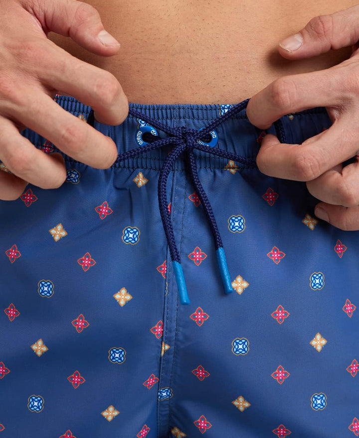 ARENA Beach Allover Badeshorts L Grey Blue Microflower Multi, L Grey Blue Microflower Multi