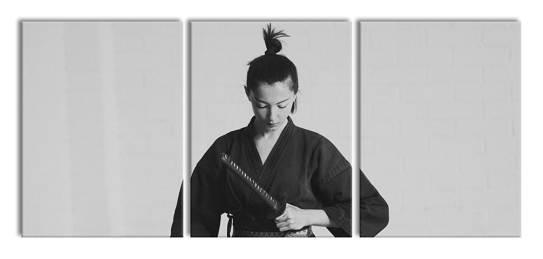 Pixxprint stolze Samurai-Kriegerin als XXL Leinwandbild in Übergrösse 180x80cm Gesamtmass 3 teilig/W