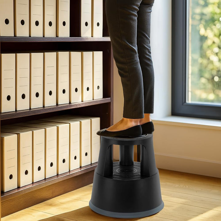 Tritthocker mit Rollen mit automatischer Blockierung - 2 rutschfeste Stufen Höhe 43 cm, bruchsichere