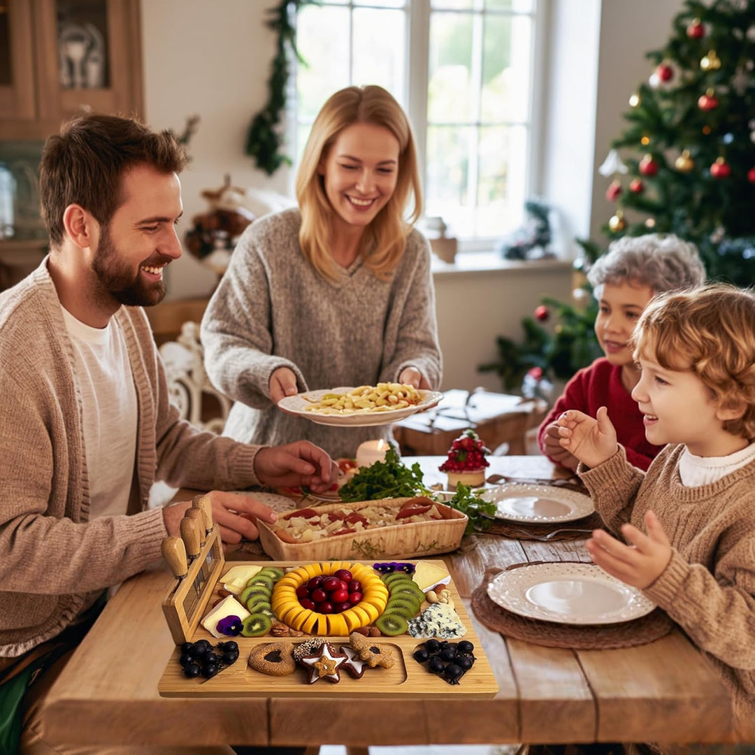 Käsebrett Set mit Käsewerkzeugen – Personalisiert Käsebrett Geschenkset, Herz-Design Bambus Servierp