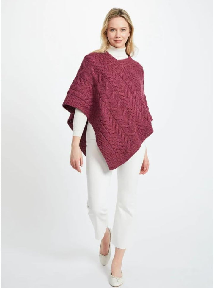 Aran Woollen Mills Superweicher Stilvoll Poncho aus 100% Merinowolle Einheitsgrösse Jam Red, Einheit