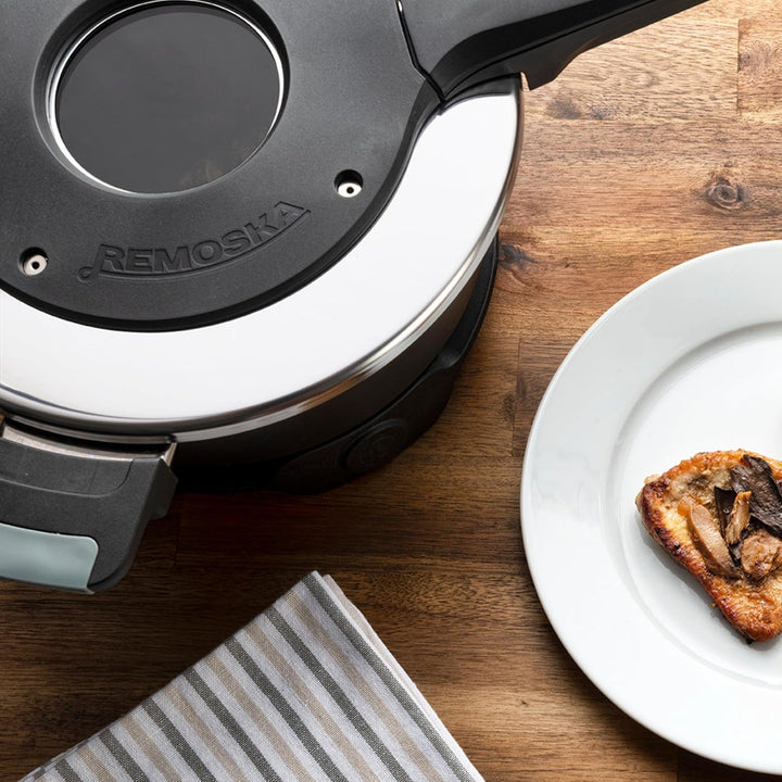 REMOSKA Tria 610 W 3 in 1 Topf mit 3 Tellern Backen Garen Schmoren Dünsten Garen unter mittlerem Dru