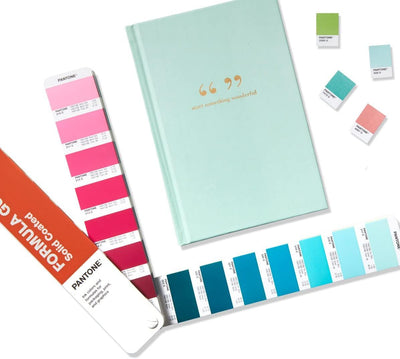 Pantone GP1601B Formula Guide – Beschichtete und unbeschichtete Farbfächer zur Farbreferenz in chrom