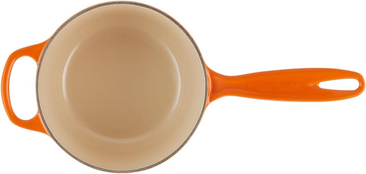 Le Creuset Signature Stielkasserolle aus Gusseisen, Ø 16 cm, 1,2 l, Für alle Herdarten inkl. Indukti