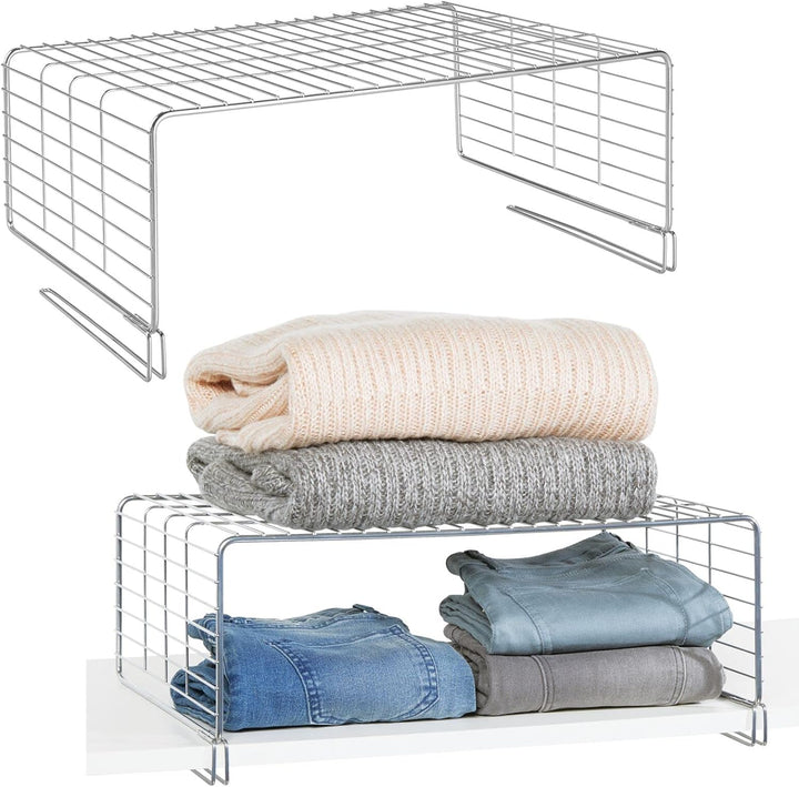 mDesign 2er-Set Drahtkorb für den Kleiderschrank – moderner Schrank Organizer mit 2 Ebenen für Kleid