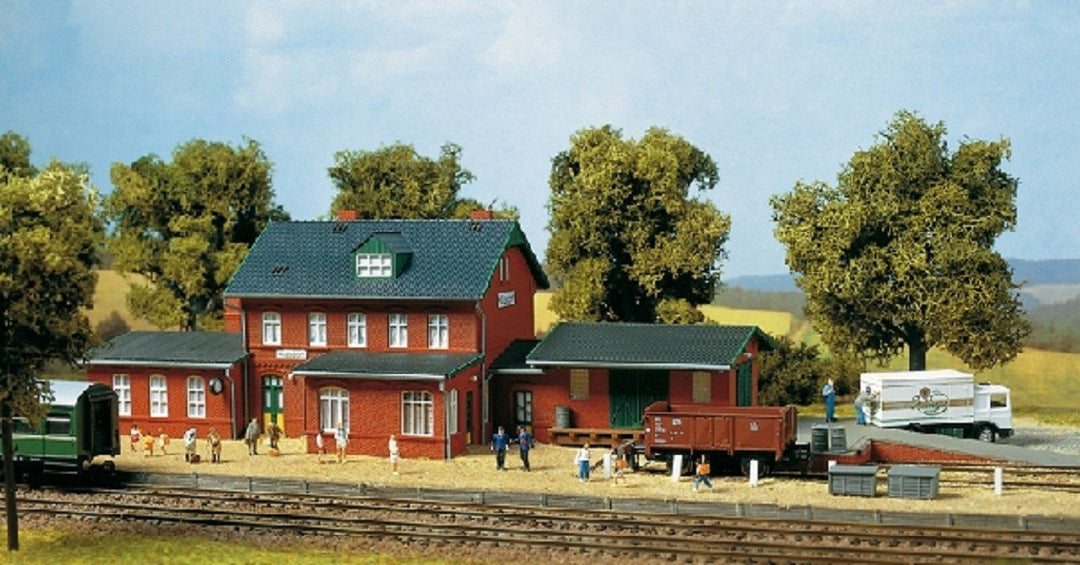 Augahen 13299 TT Bahnhof Klasdorf
