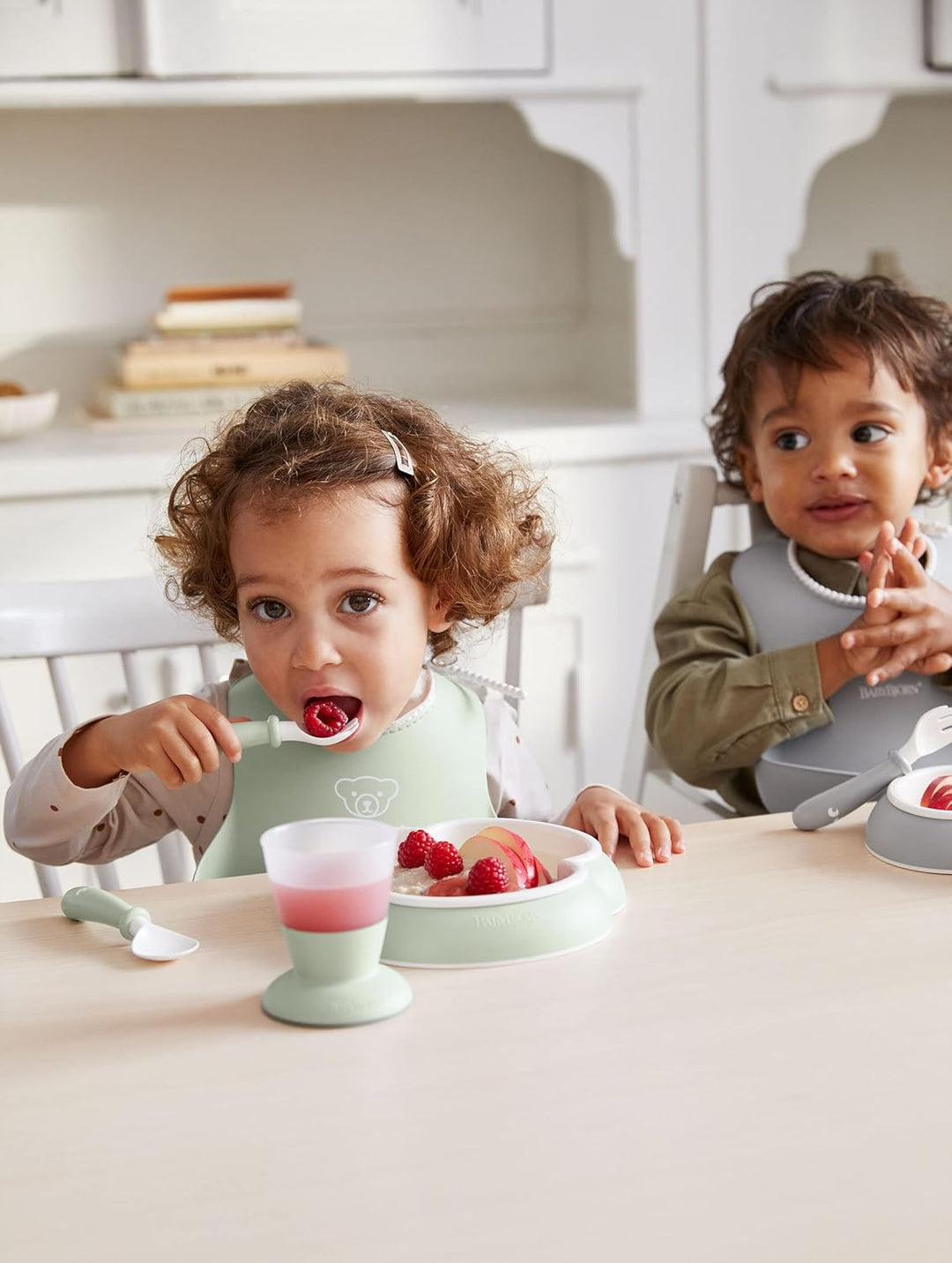 BabyBjörn Kindergeschirr, 8-teilig, Blassgrün, Blassgrün