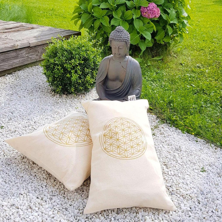 Zirbenkissen Blume des Lebens mit Inlett 30x50 cm befüllt mit Zirbenspänen aus 100% Alpen Zirbenholz