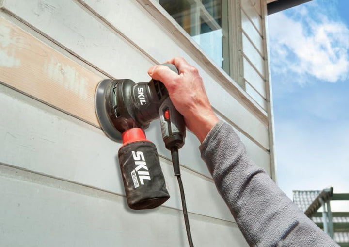 Skil 7422 AA Exzenterschleifer mit 300 Watt und 3 Schleifblätter (mit Gasgebschalter, ergonomische e