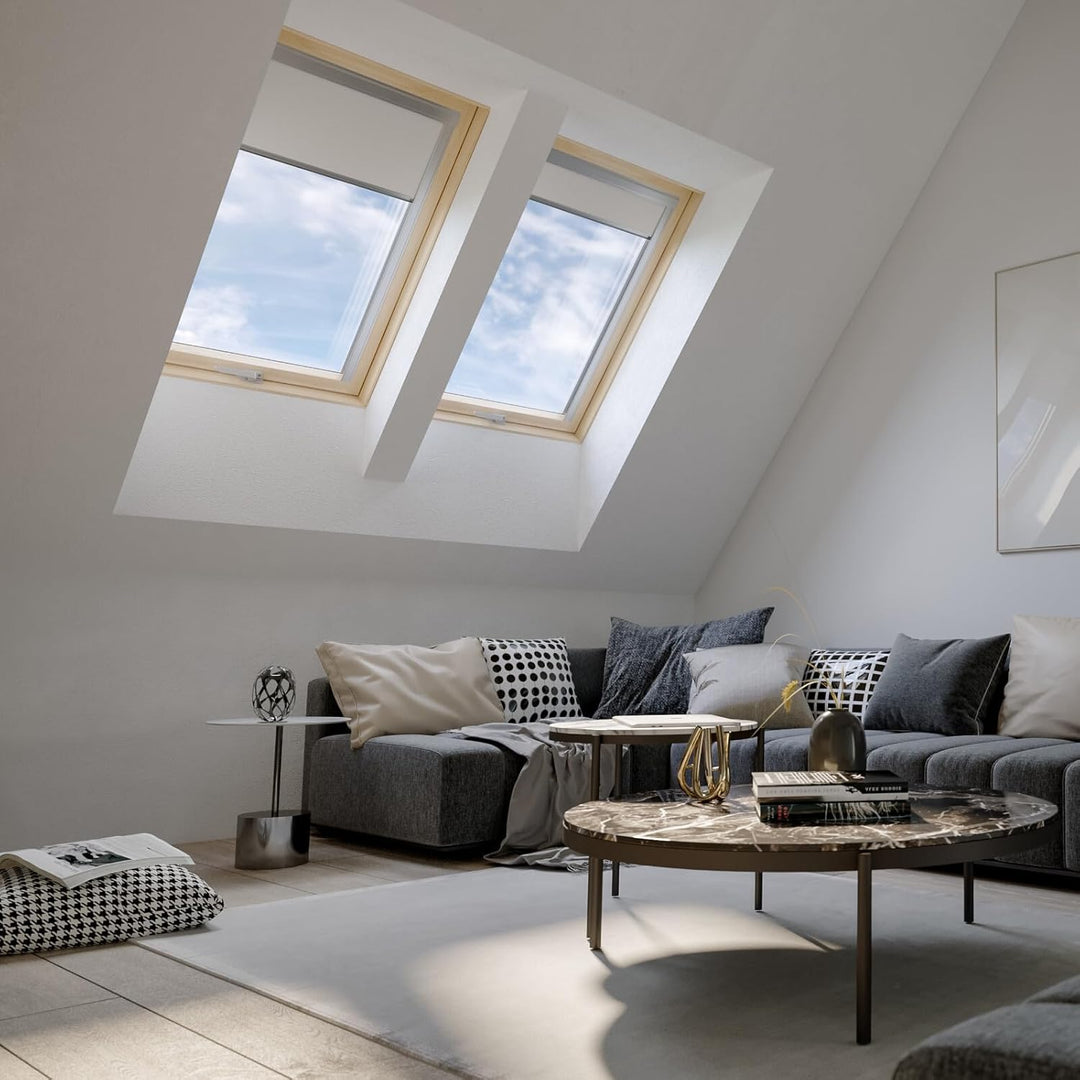 VKR Gruppe Dachfenster 55 x 78 cm aus Holz hergestellt von RoofLITE+ (VKR Gruppe) | Fenster mit 2-fa