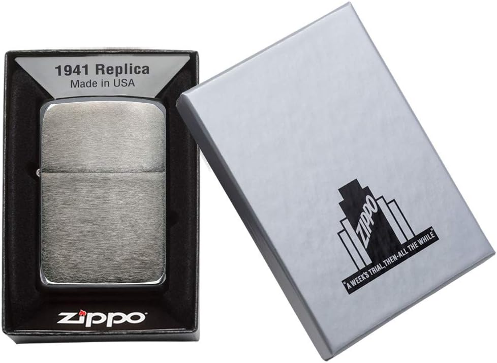 Zippo Logo Benzinfeuerzeug, Messing, Black Ice, Black Ice