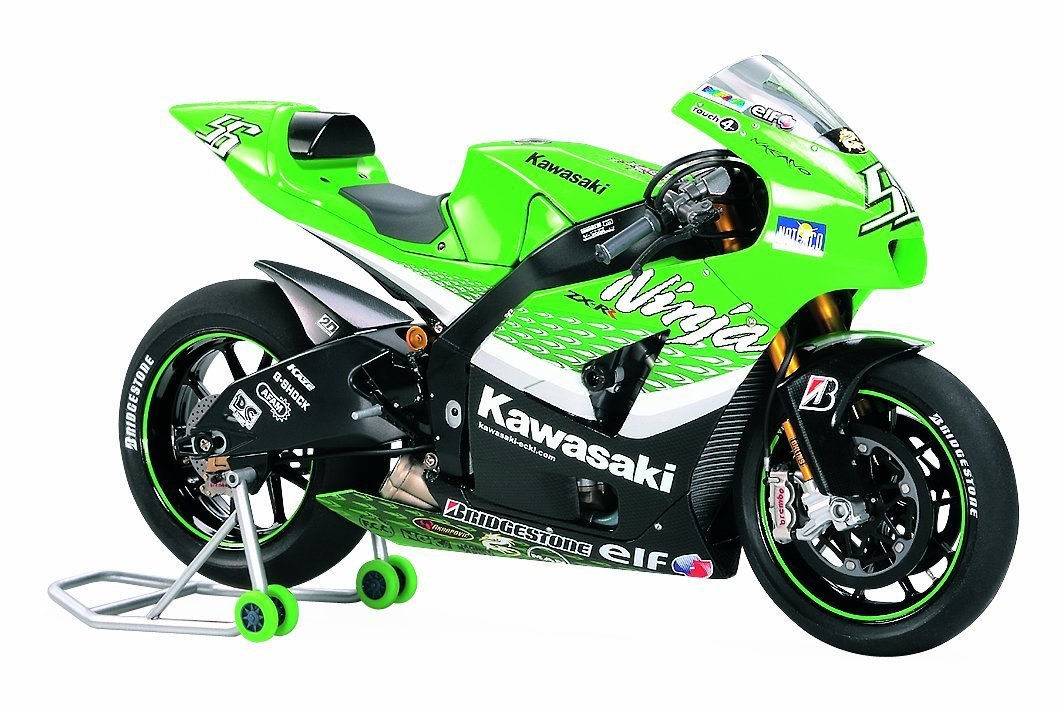 TAMIYA TMYTAM14109 300014109 - 0.05 Kawasaki Ninja ZX-RR Nr. 55 2006