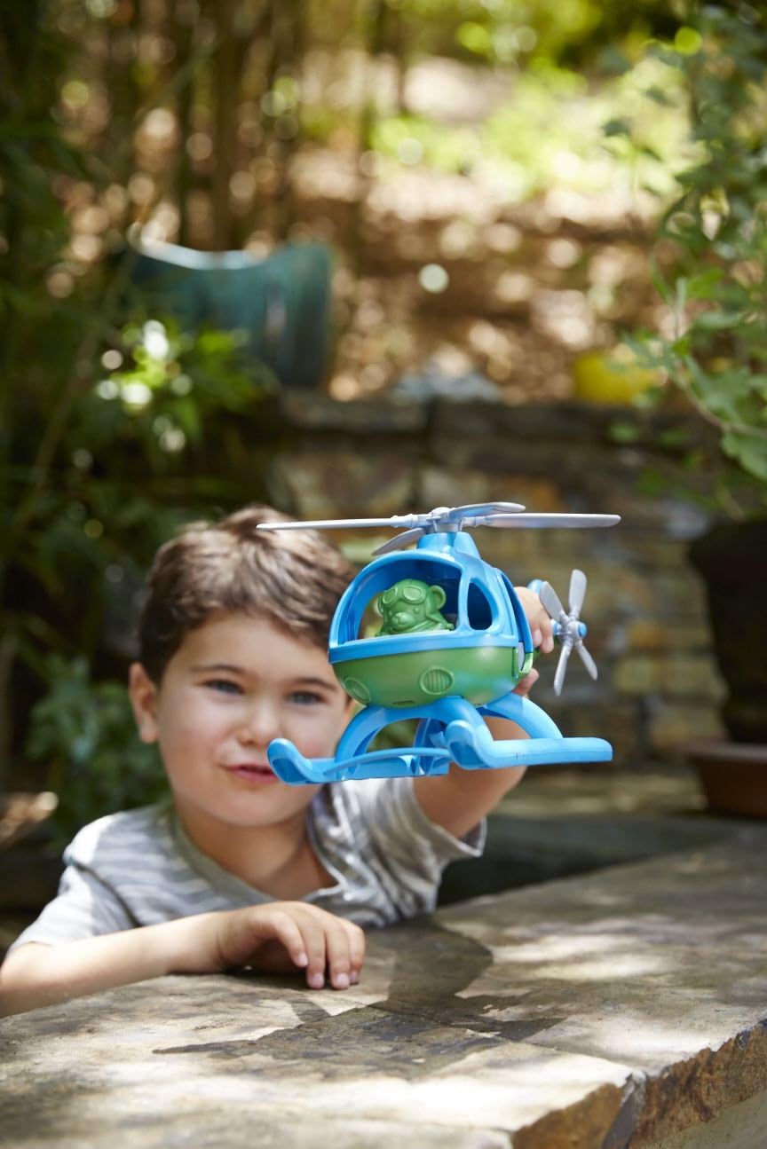 Green Toys 8601060 Hubschrauber, Helikopter, Spielflugzeug, nachhaltiges Spielzeug für Kinder ab 24