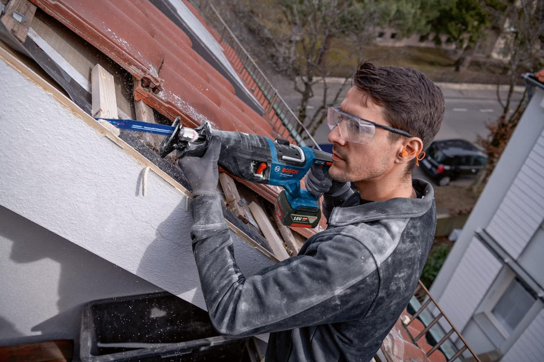 Bosch Professional BITURBO Akku-Säbelsäge GSA 18V-28 (Akkus und Ladegerät nicht enthalten, im Karton