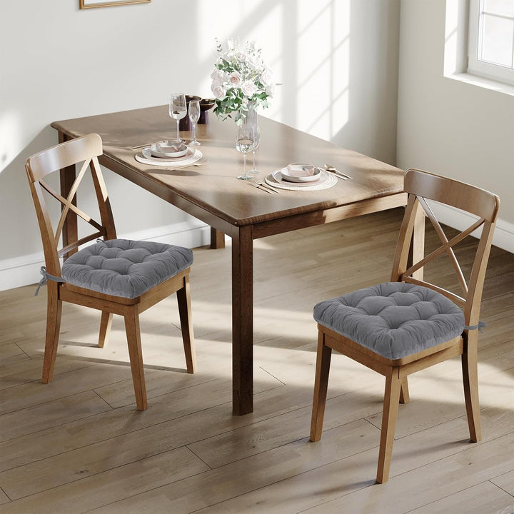 2er Set Stuhlkissen, 40x40x7 cm, Hellgrau – Bequeme Sitzkissen aus Cordstoff und Kristallsamt mit Bi