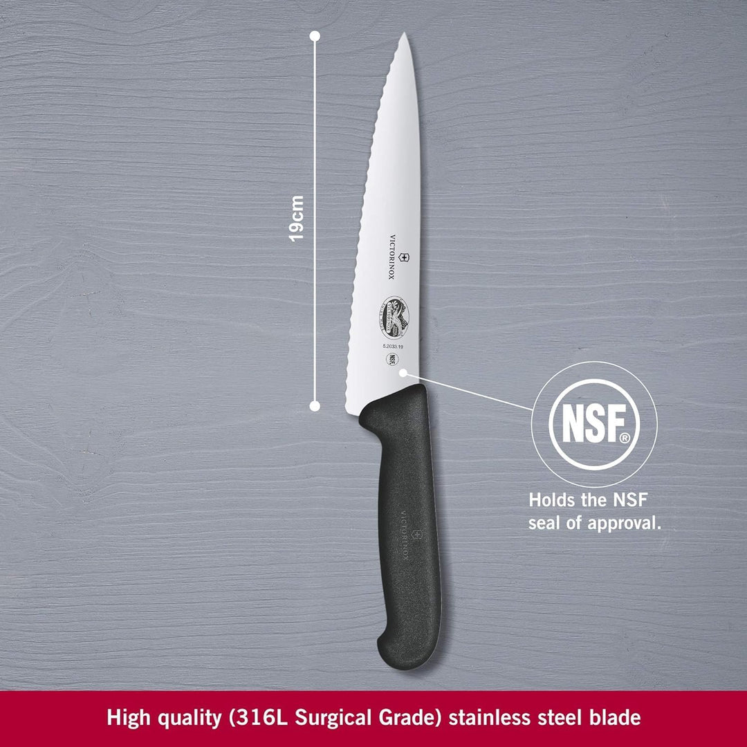 Victorinox Fibrox Kochmesser mit Wellenschliff, Breites Universalmesser für Fleisch, Gemüse und Obst