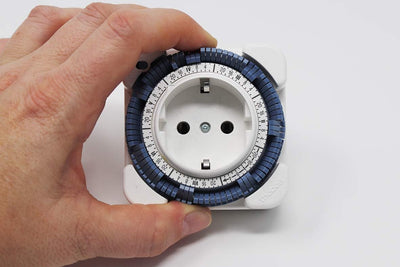 Theben 0270930 theben-timer 27 mit Wochenprogramm - analoge Zeitschaltuhr für den Innenbereich, Stec
