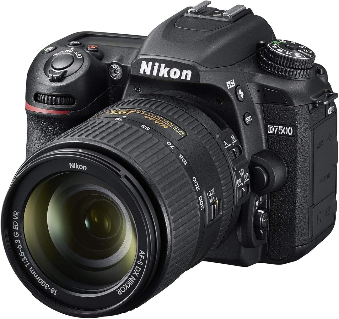 Nikon D7500 Digital SLR im DX Format mit Nikon AF-S DX 18-300mm 1:3,5-6,3G ED VR (20,9 MP, EXPEED 5-