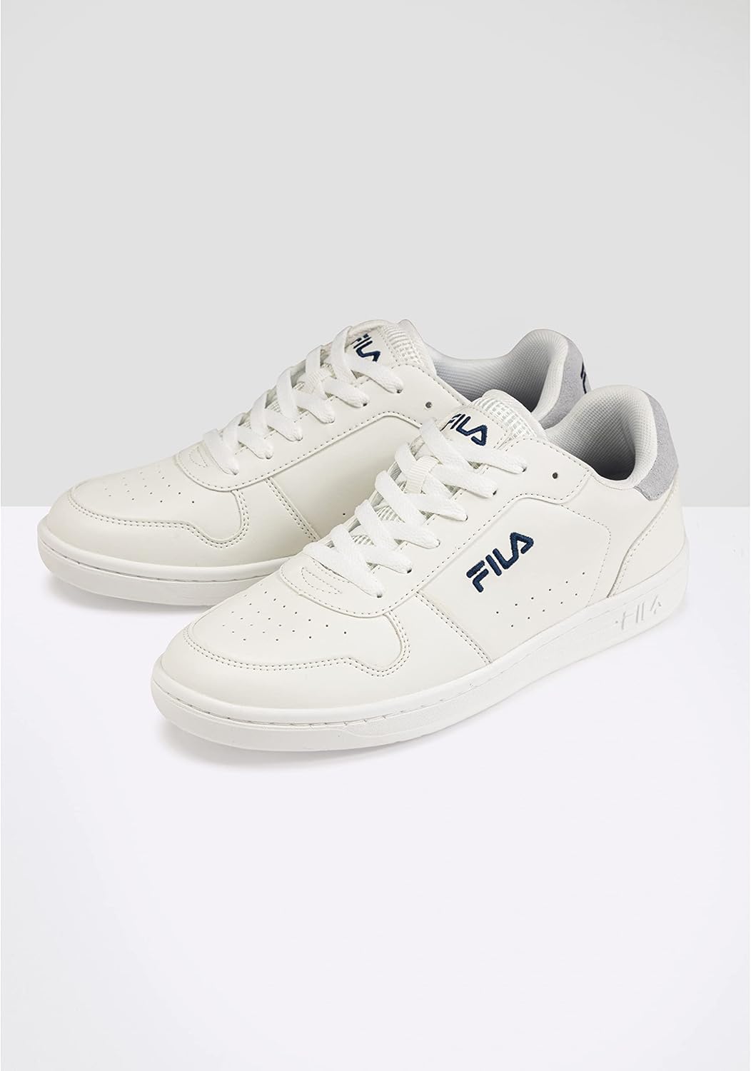 FILA Herren Netforce II X CrtSneaker 44 EU Schmal Weiss, 44 EU Schmal Weiss