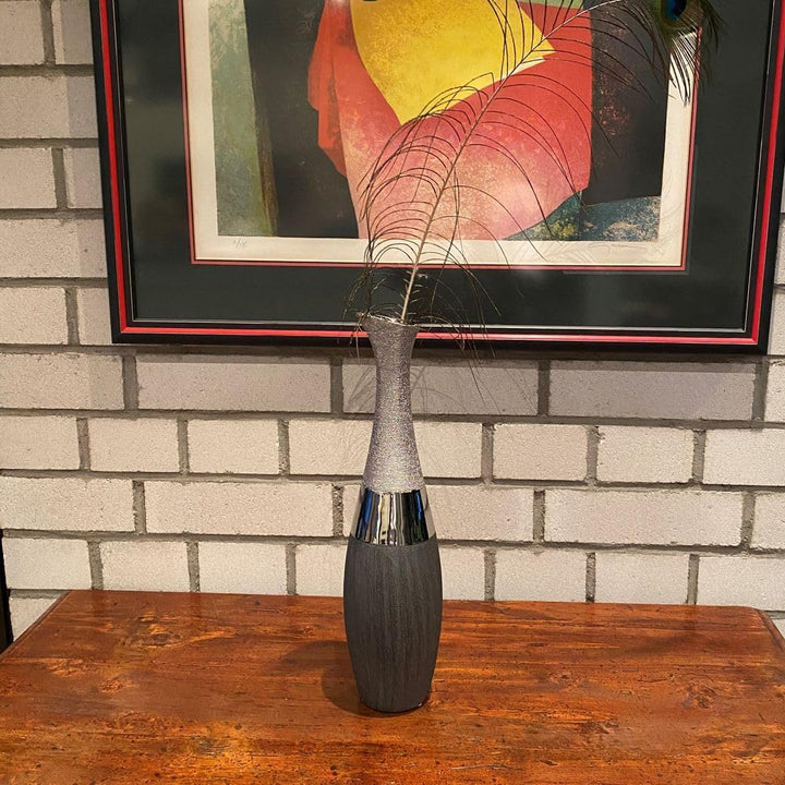 Formano Dekovase hohe Flaschen-Vase Luxor, Höhe ca. 40 cm, Durchmesser der Öffnung 3 cm, Silber-grau