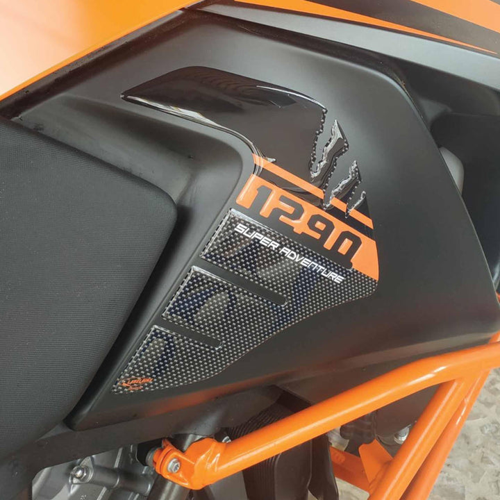 labelbike - 2 3D Aufkleber Tank Side Schutz kompatibel mit KTM 1290 SUPER Adventure Russ, Russ