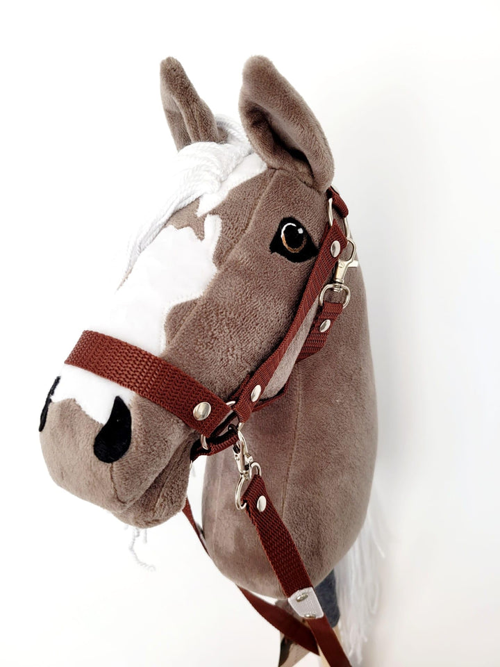 Steckenpferd A4 (Pferd auf einem Stock) Hobby Horse A4 komplett mit Kantar wie auf dem Foto (Spotted