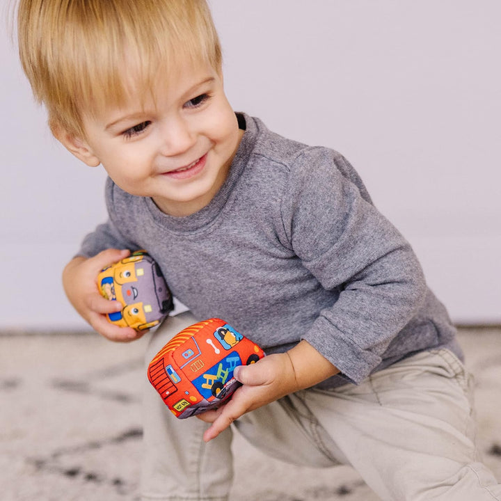 Melissa & Doug Städtespielmatte für unterwegs (49 cm x 36 cm) mit 9 weichen Fahrzeugen