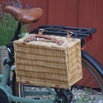 UNUS Fahrradkorb/Picknickkorb aus Weide rechteckig für 2 Personen inklusive Porzellan und Besteck