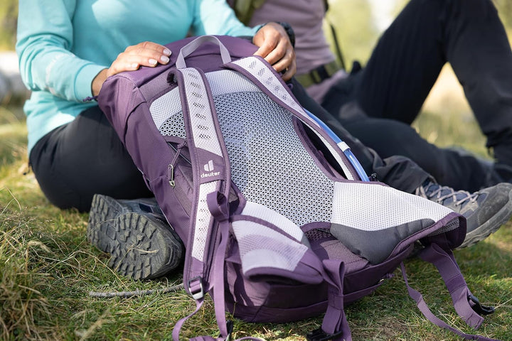 deuter AC Lite 22L SL Hiking & Daypack Backpack with Narrow Fit, Steel Frame & Superior Breathabilit