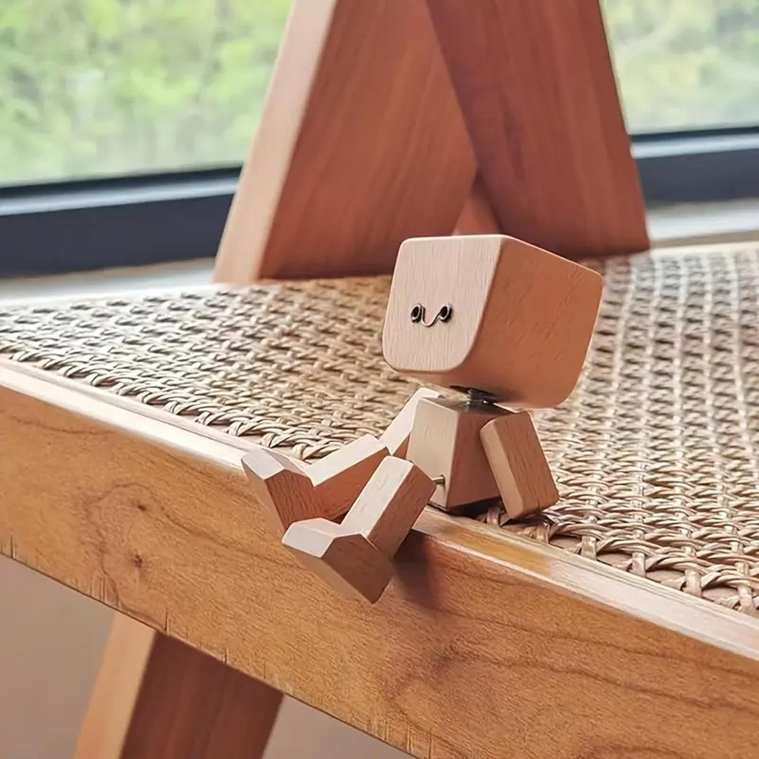 Wobbling Wooden Figures, Small Funny Bobble Head Car Decoration with Magnetic Expressions, Wooden Fi
