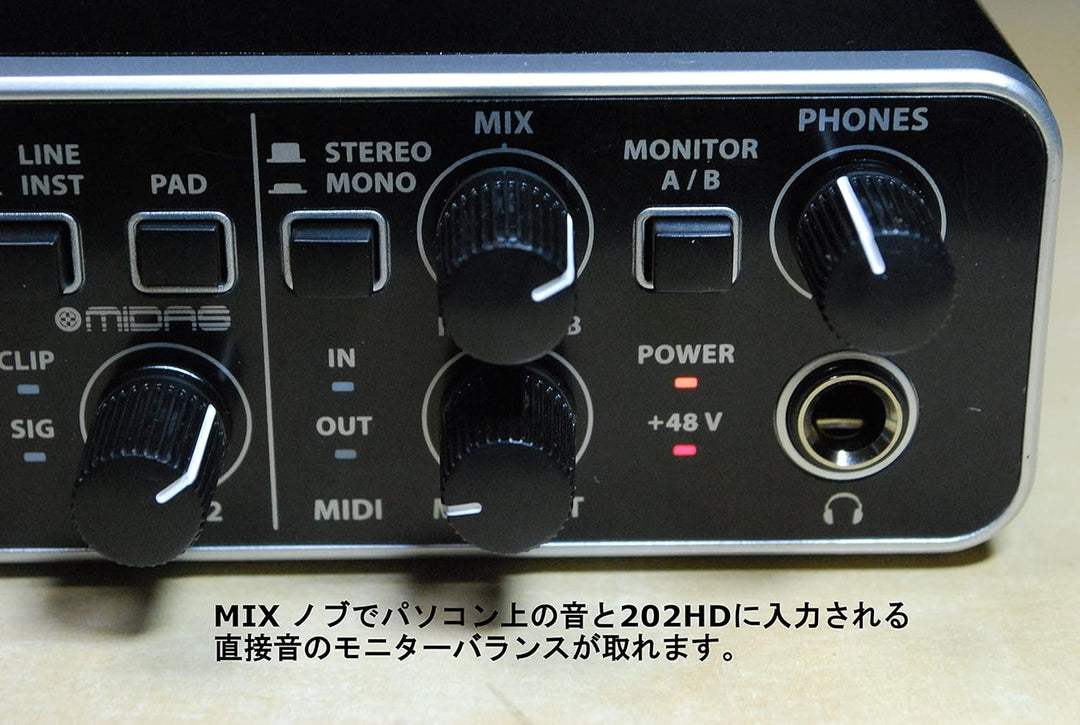 Behringer UMC204HD Audiophiles 2x4, 24-Bit/192 kHz USB-Audio/MIDI-Interface mit Midas-Mikrofonvorver