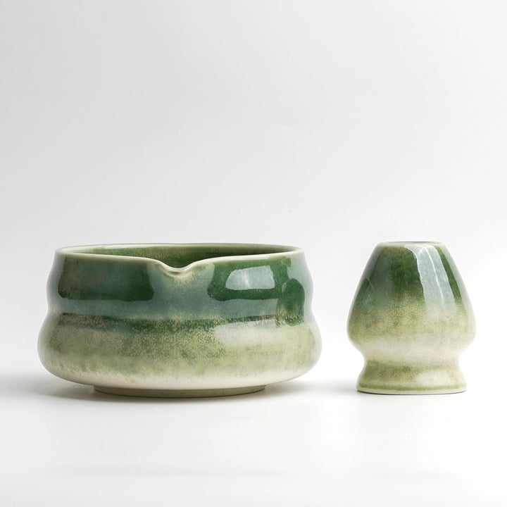 Premium Matcha Set 6-teilig – Exklusives Matcha Tee Set mit Bambus-Chasen (Besen), Dunkelgrün Kerami