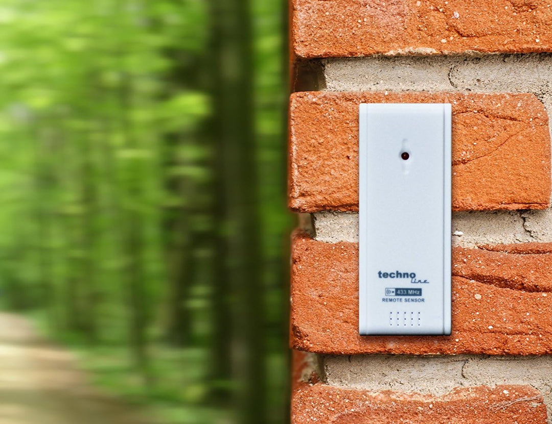 Technoline WS 9767 digitale Wetterstation mit Batterien und Funkuhr, Schwarz schwarz mit Batterien,