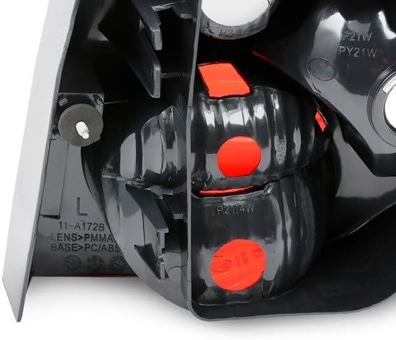 TYC Heckleuchte ohne Birnenhalter 11-0172-01-2