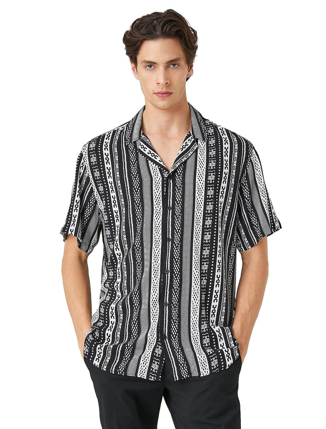 Koton Herren Short Sleeve Shirt Turndown Neck Ethnic Print Detailed Hemd M Schwarzes Muster (9d9), M