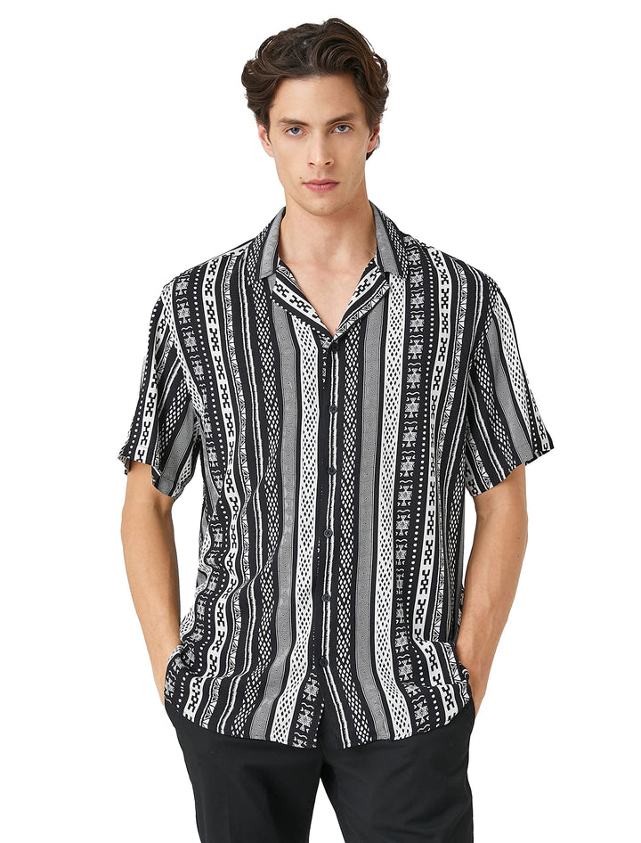 Koton Herren Short Sleeve Shirt Turndown Neck Ethnic Print Detailed Hemd S Schwarzes Muster (9d9), S