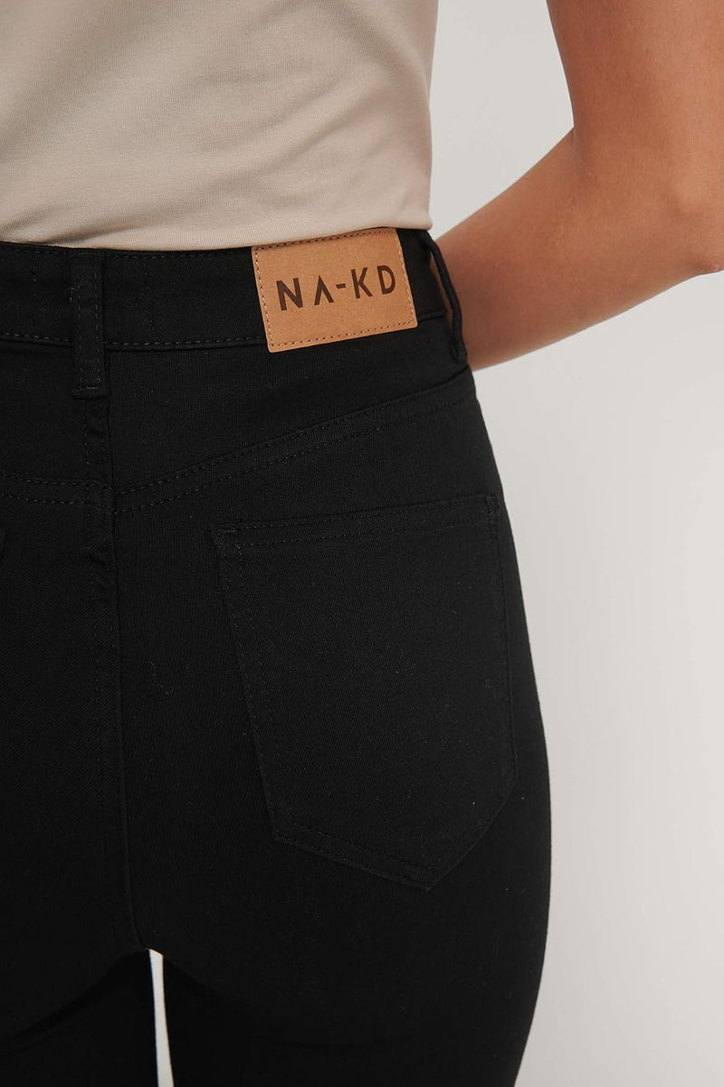 NA-KD Damen Skinny High Waist Open Hem Jeans, Schwarz, 34 EU