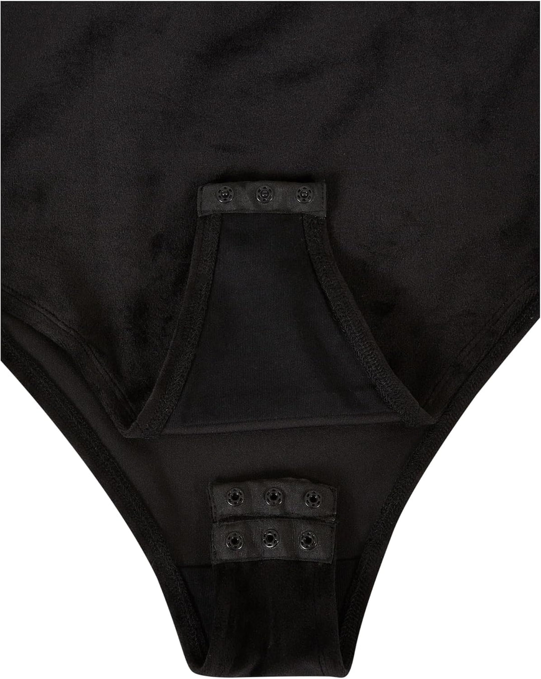 Urban Classics Damen Ladies Velvet Cut-Out Turtleneck Body T-Shirt XS Schwarz, XS Schwarz