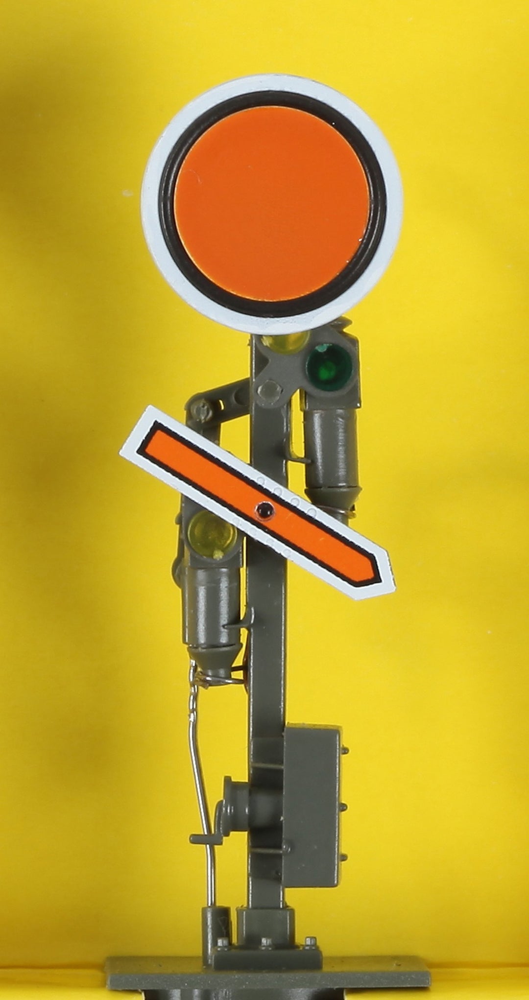 Viessmann 4510 - H0 Form-Vorsignal, Scheibe starr